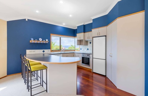 Nukuhau House | Lakewood Retreat