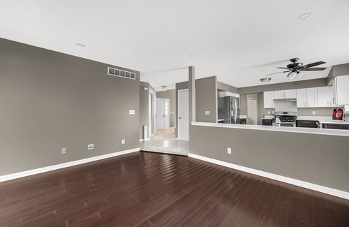 Fox Valley House | Lakewood's Elegance: A Home of Space, Style and Serenity