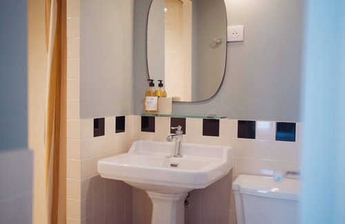 Batignolles Hotel | Lala Hotel