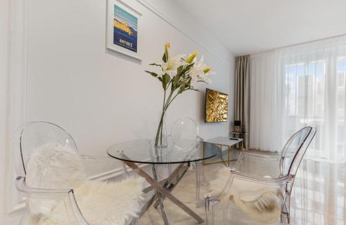 Ruzinov Apartment | LAM Jegeho Alej - JACUZZI - FREE PARKING