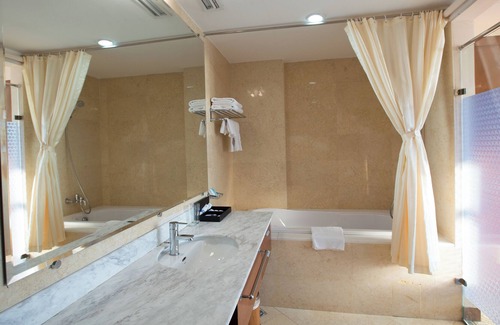 Thanh Hoa Hotel | Lam Kinh Hotel