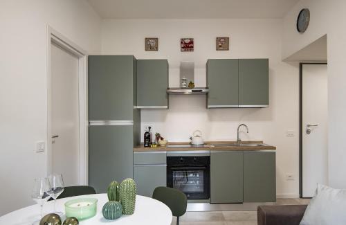 Lambrate Apartment | Lambrate Suite - 200 meters from the Station