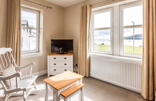 Lamlash Hotel | Lamlash Bay Hotel