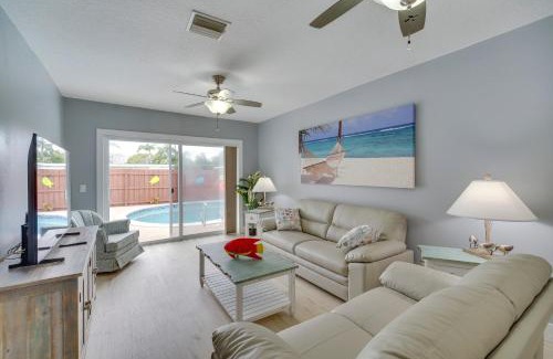 Bowe Gardens Apartment | Lanai, Grill and Outdoor Pool Melbourne Duplex!