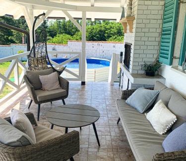 Mladenovac Villa | Lanas Dreamhouse