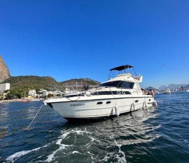 Gloria Boat Rental | Lancha Oceanic RJ