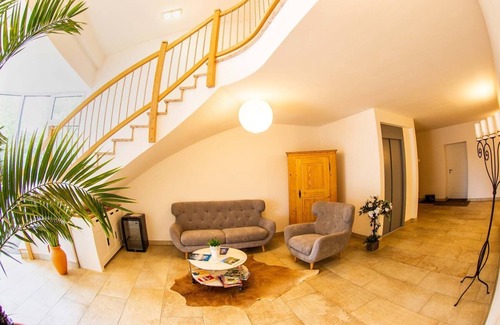 Laucheim Hotel | Landgasthof Hotel Sonne Röttingen