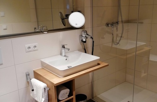 Adelsdorf Hotel | Landgasthof Niebler