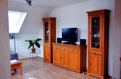 Grimburg Apartment | Landhaus Grimburg - Ferienwohnung Obergeschoss