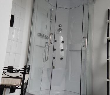 Amt Neuhaus Apartment | LANDHAUS LAAVE FERIENWOHNUNG