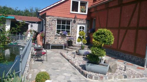 Kluetz Apartment | Landhausidyll Apartment Wohn- und Schlafzimmer