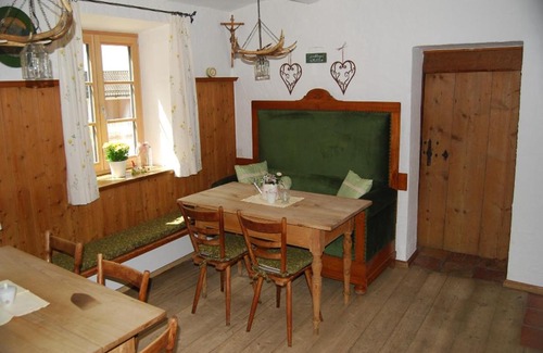Hoslwang House | Landhof Angstl - Gästezimmer und Tagungsraum