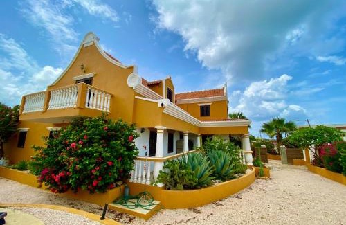 Belnem Bed & Breakfast | Landhuis Belnem Bonaire