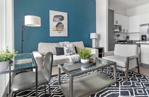 Southbank Apartment | Landing at Artea at Southbank - 1 Bedroom in Do.