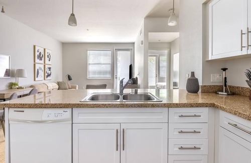 Oxnard Apartment | Landing at Artisan Apartments at East Village - 1 Bedroom in West Village