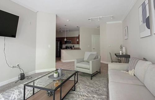 Chillum Apartment | Landing at Mode at Hyattsville - 1 Bedroom in H.