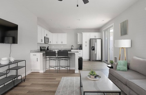 Madison Apartment | Landing at Sanctuary at Indian Creek - 1 Bedroo.