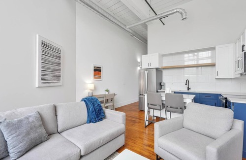Greenville Apartment | Landing at The American Spinning Mill - 1 Bedro.