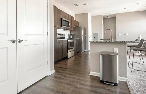 Chesterfield Apartment | Landing at The Parq at Chesterfield - 1 Bedroom.