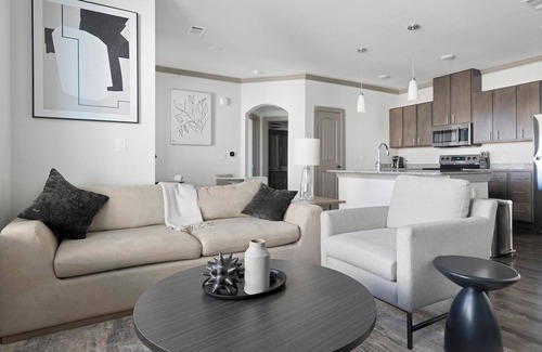 Manor Apartment | Landing | Chic 1BD, Clubhouse, Gym