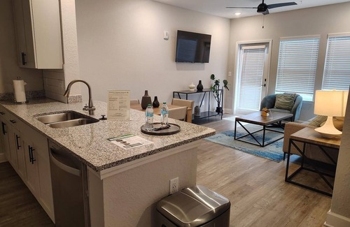 Newberry Apartment | Landing | Chic 1BD, Pool, Gym