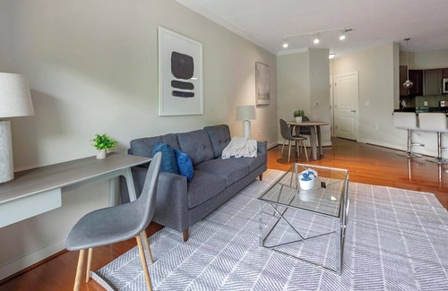 Chillum Apartment | Landing | Incredible 1BD, Pool, Gym