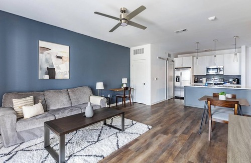 Austin Apartment | Landing | Modern 1BD, Clubhouse, Pool