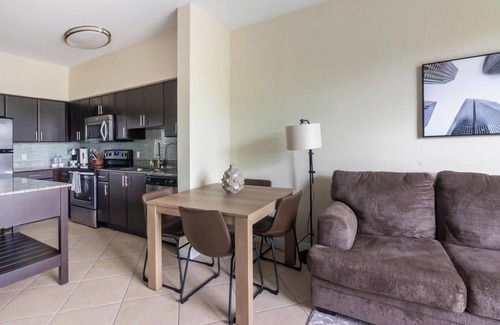 Miramar Apartment | Landing | Spectacular 1BD, Gym, Clubhouse