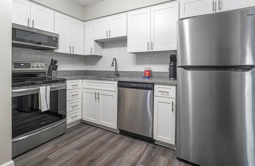 Homewood Apartment | Landing | Spectacular 2BD, Clubhouse, Pool