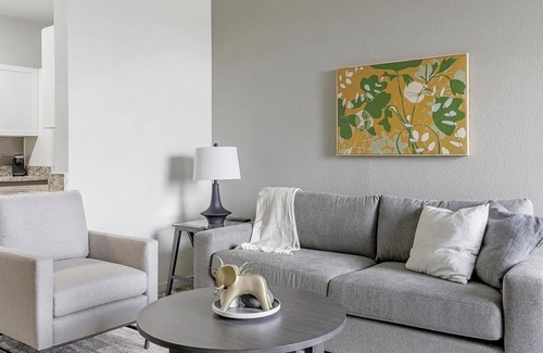 Tempe Apartment | Landing | Stunning 1BD, Game Room, Rooftop Lounge