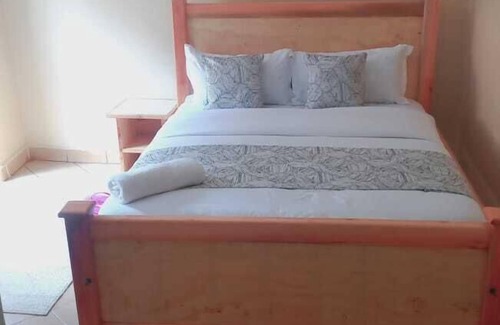 Nyeri House | Landmark Guest House