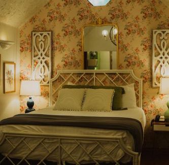 Loudonville Resort | Landoll's Mohican Castle