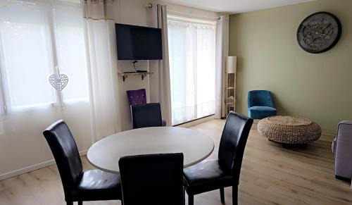 Campeneac House | Landon Cottage