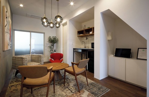 Chuo Ward House | Lane