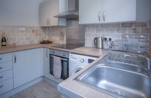 Mumbles House | Langland Road - 2 Bedroom Town House