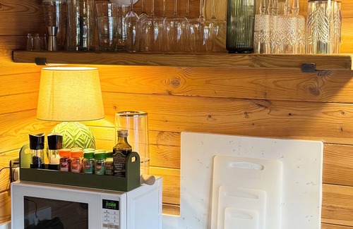 Derby Cabin | Langley Meadows Luxury Cabins