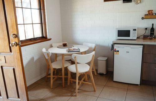 Tanunda House | Langmeil Cottages - Angas
