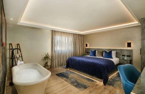 Hayling Island Hotel | Langstone Quays Resort, Portsmouth