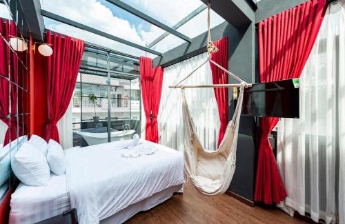 District 1 Hotel | Language Exchange Hotel 3