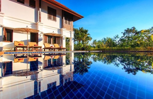 On Nuea House | Lanna Hill House. Beautiful Chiang Mai serviced pool villa in stunning location.