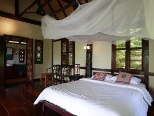 Ban Xieng Lom Resort | Lao Spirit Resort