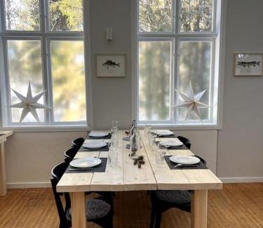 Slagnas House | Lapland Borealis Lodge with lake view
