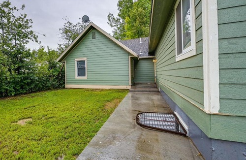 Laramie Apartment | Laramie Gem Less Than half Mi to University of Wyoming!