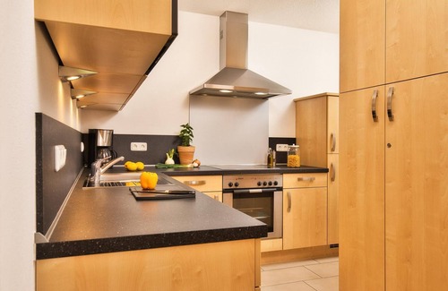 Perlhutte Apartment | Large (100sqm) vacation apartment with balcony and garden