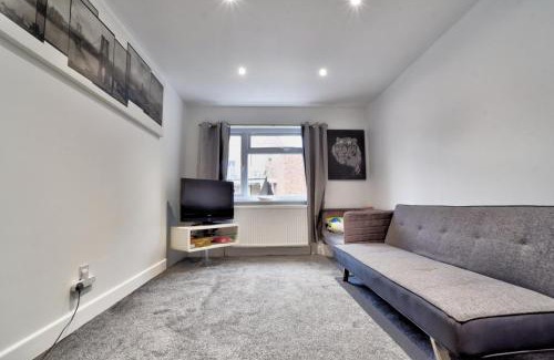 Heybridge House | Large 3 bedroom Maisonette in Maldon