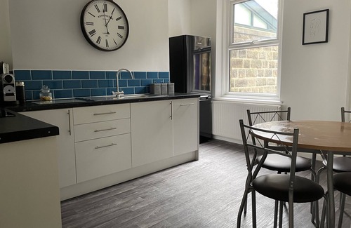 Harrogate House | Large 4 bedroom house in Harrogate town centre