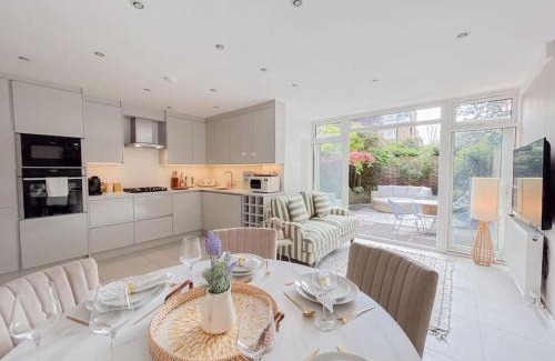 Holland Park House | Large 6 bedroom Residence Retreat in Holland Park