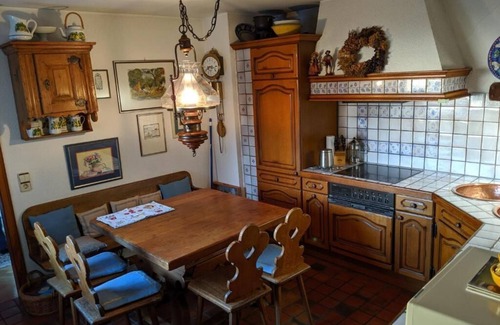 Landstuhl Condo | Large apartment/TLA with 3 room-kitchen-bathroom, terrace and balcony (120m²)