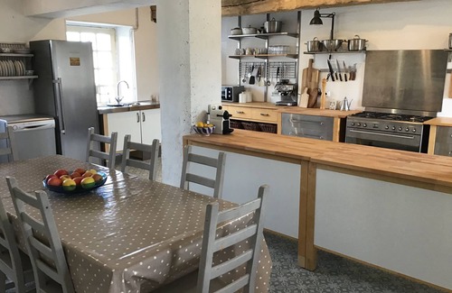 Thure House | Large beautiful charming house with swimming pool and cinema. Quiet, city 10 min