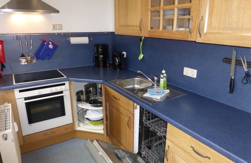 Jena Apartment | Large, bright, renovated 3 room apartment near the center free wifi, parking,